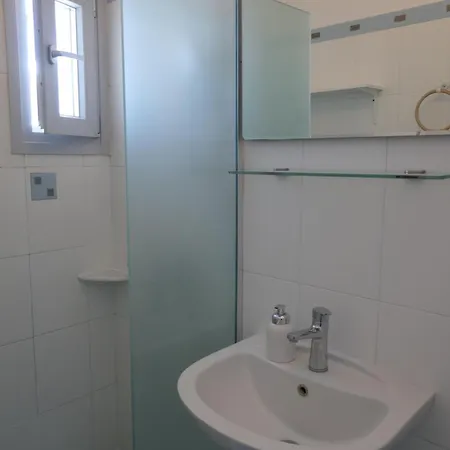 Innaxos Apartment